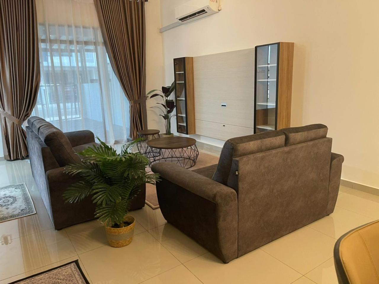 Homestay Idamanku Shah Alam Eksteriør bilde