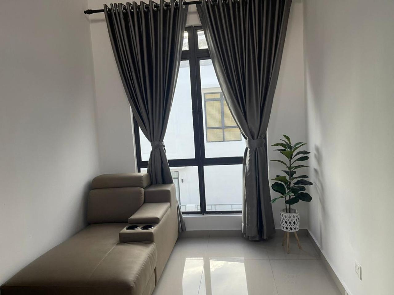 Homestay Idamanku Shah Alam Eksteriør bilde
